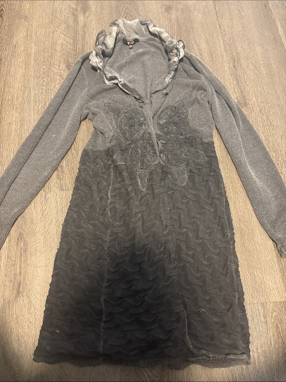 Women's Gray Long-Sleeve Textured Dress with Ruffled Collar